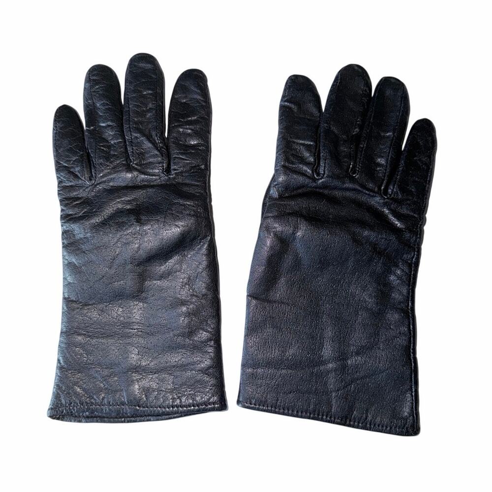 Women’s Black leather lined driving gloves medium wrist length